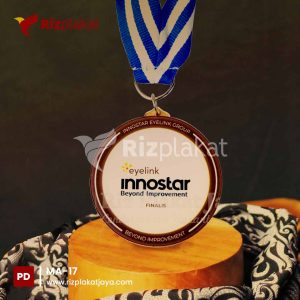 Medali Akrilik Innostar